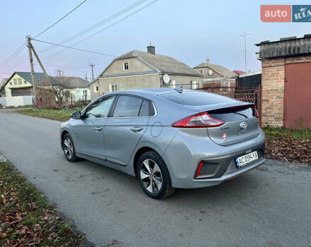 Серый Хендай Ioniq, объемом двигателя 0 л и пробегом 236 тыс. км за 10500 $, фото 13 на Automoto.ua