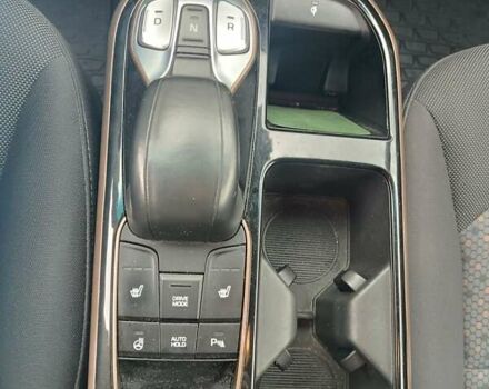 Серый Хендай Ioniq, объемом двигателя 0 л и пробегом 152 тыс. км за 12400 $, фото 9 на Automoto.ua