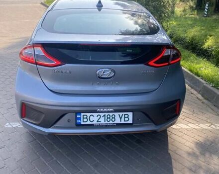 Серый Хендай Ioniq, объемом двигателя 0 л и пробегом 190 тыс. км за 11500 $, фото 5 на Automoto.ua