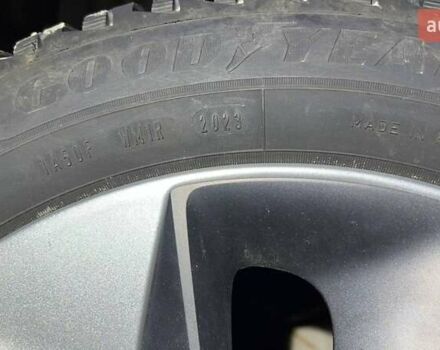 Серый Хендай Ioniq, объемом двигателя 0 л и пробегом 152 тыс. км за 12400 $, фото 3 на Automoto.ua