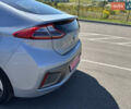 Серый Хендай Ioniq, объемом двигателя 0 л и пробегом 82 тыс. км за 11999 $, фото 44 на Automoto.ua