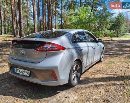 Серый Хендай Ioniq, объемом двигателя 0 л и пробегом 113 тыс. км за 13300 $, фото 7 на Automoto.ua