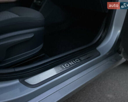 Серый Хендай Ioniq, объемом двигателя 0 л и пробегом 236 тыс. км за 10500 $, фото 35 на Automoto.ua
