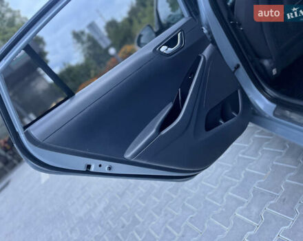 Серый Хендай Ioniq, объемом двигателя 0 л и пробегом 236 тыс. км за 11500 $, фото 49 на Automoto.ua