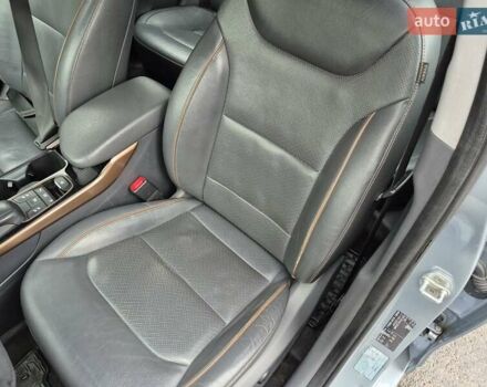 Серый Хендай Ioniq, объемом двигателя 0 л и пробегом 160 тыс. км за 14000 $, фото 13 на Automoto.ua