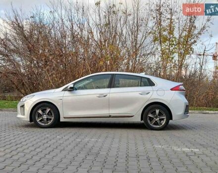 Серый Хендай Ioniq, объемом двигателя 0 л и пробегом 140 тыс. км за 12400 $, фото 8 на Automoto.ua