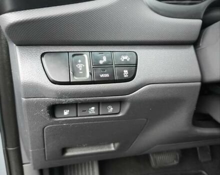 Сірий Хендай Ioniq, об'ємом двигуна 0 л та пробігом 106 тис. км за 12018 $, фото 41 на Automoto.ua