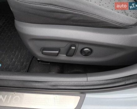 Сірий Хендай Ioniq, об'ємом двигуна 0 л та пробігом 110 тис. км за 11800 $, фото 23 на Automoto.ua