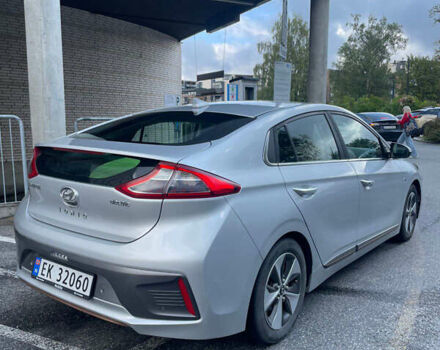 Серый Хендай Ioniq, объемом двигателя 0 л и пробегом 150 тыс. км за 12490 $, фото 72 на Automoto.ua