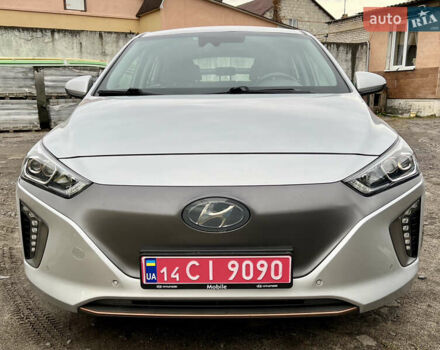 Сірий Хендай Ioniq, об'ємом двигуна 0 л та пробігом 149 тис. км за 12750 $, фото 16 на Automoto.ua