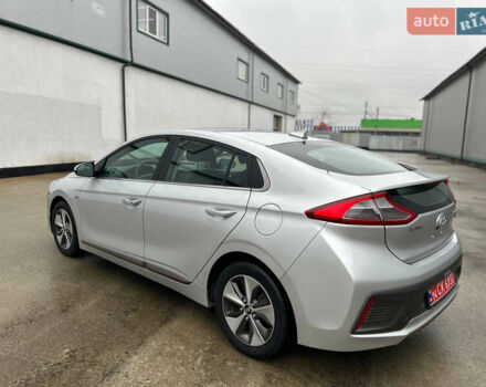 Сірий Хендай Ioniq, об'ємом двигуна 0 л та пробігом 78 тис. км за 13000 $, фото 2 на Automoto.ua