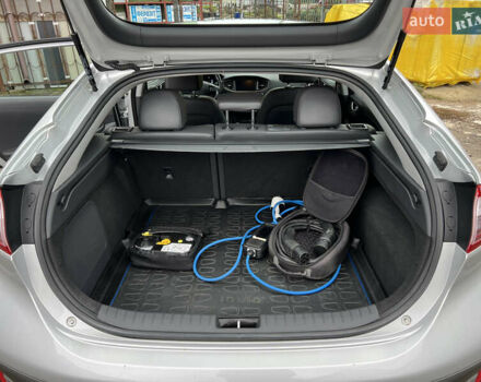 Серый Хендай Ioniq, объемом двигателя 0 л и пробегом 150 тыс. км за 12490 $, фото 44 на Automoto.ua