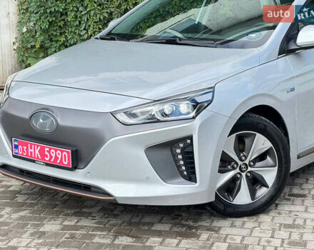 Сірий Хендай Ioniq, об'ємом двигуна 0 л та пробігом 33 тис. км за 13800 $, фото 17 на Automoto.ua
