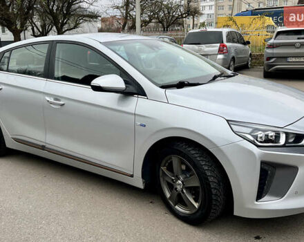 Серый Хендай Ioniq, объемом двигателя 0 л и пробегом 150 тыс. км за 12490 $, фото 15 на Automoto.ua