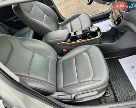 Сірий Хендай Ioniq, об'ємом двигуна 0 л та пробігом 149 тис. км за 12750 $, фото 38 на Automoto.ua