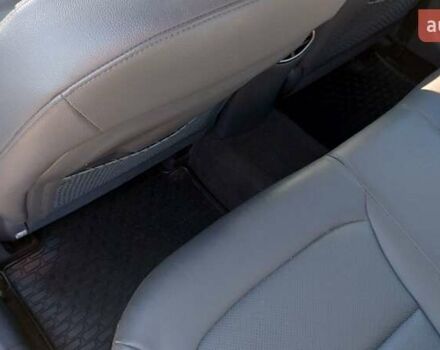 Серый Хендай Ioniq, объемом двигателя 0 л и пробегом 111 тыс. км за 14800 $, фото 23 на Automoto.ua