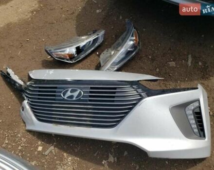 Сірий Хендай Ioniq, об'ємом двигуна 1.58 л та пробігом 129 тис. км за 10900 $, фото 8 на Automoto.ua