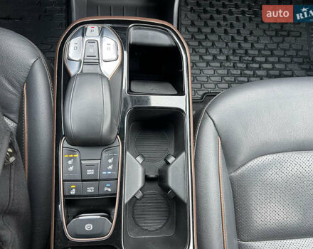 Серый Хендай Ioniq, объемом двигателя 0 л и пробегом 150 тыс. км за 12490 $, фото 39 на Automoto.ua