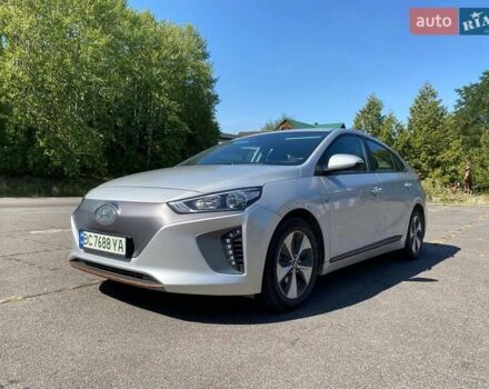 Серый Хендай Ioniq, объемом двигателя 0 л и пробегом 132 тыс. км за 12500 $, фото 1 на Automoto.ua