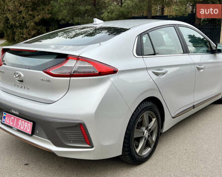 Серый Хендай Ioniq, объемом двигателя 0 л и пробегом 150 тыс. км за 12490 $, фото 12 на Automoto.ua