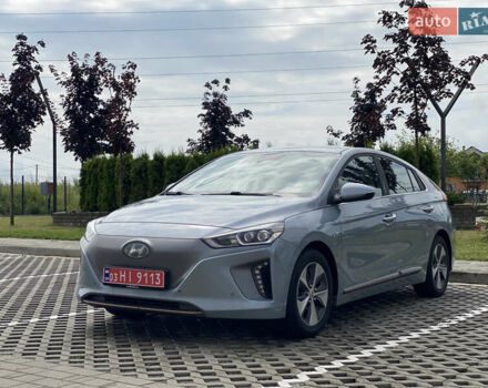 Серый Хендай Ioniq, объемом двигателя 0 л и пробегом 135 тыс. км за 12999 $, фото 32 на Automoto.ua