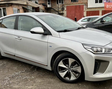 Сірий Хендай Ioniq, об'ємом двигуна 0 л та пробігом 149 тис. км за 12750 $, фото 24 на Automoto.ua