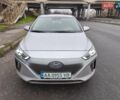 Сірий Хендай Ioniq, об'ємом двигуна 0 л та пробігом 124 тис. км за 13000 $, фото 1 на Automoto.ua