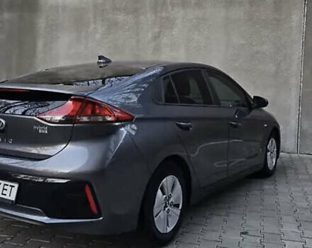 Серый Хендай Ioniq, объемом двигателя 1.58 л и пробегом 210 тыс. км за 11700 $, фото 6 на Automoto.ua