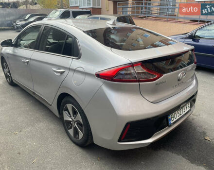 Серый Хендай Ioniq, объемом двигателя 0 л и пробегом 116 тыс. км за 13200 $, фото 2 на Automoto.ua