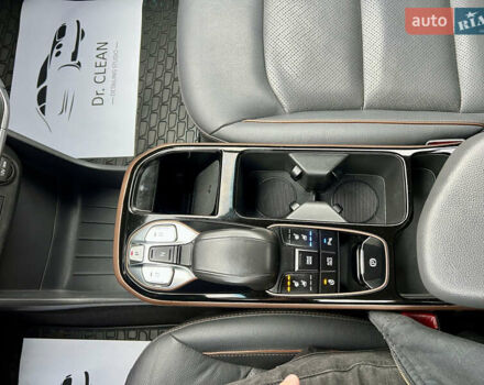 Серый Хендай Ioniq, объемом двигателя 0 л и пробегом 150 тыс. км за 12490 $, фото 47 на Automoto.ua