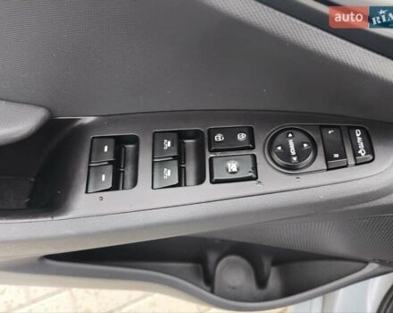 Сірий Хендай Ioniq, об'ємом двигуна 0 л та пробігом 110 тис. км за 11800 $, фото 26 на Automoto.ua