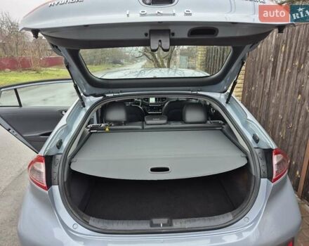 Серый Хендай Ioniq, объемом двигателя 0 л и пробегом 160 тыс. км за 14000 $, фото 9 на Automoto.ua