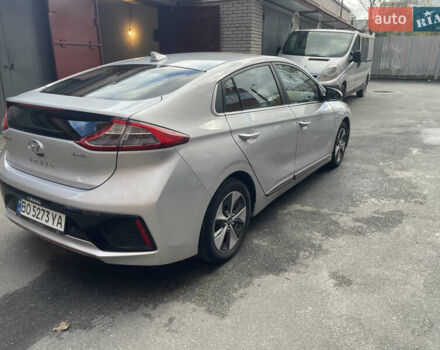 Серый Хендай Ioniq, объемом двигателя 0 л и пробегом 116 тыс. км за 13200 $, фото 3 на Automoto.ua