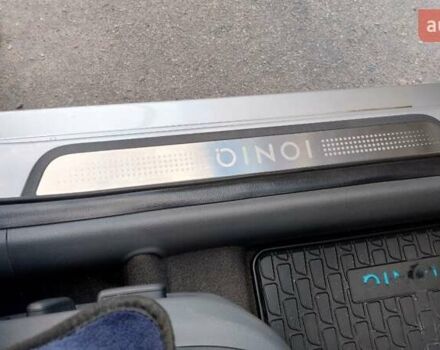 Серый Хендай Ioniq, объемом двигателя 0 л и пробегом 111 тыс. км за 14800 $, фото 34 на Automoto.ua