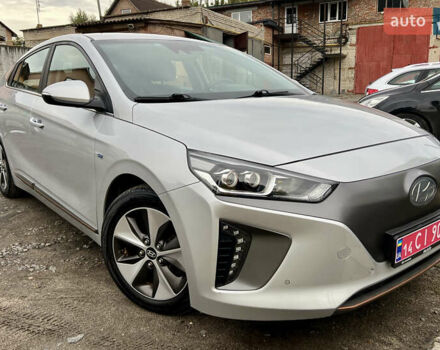 Сірий Хендай Ioniq, об'ємом двигуна 0 л та пробігом 149 тис. км за 12750 $, фото 14 на Automoto.ua