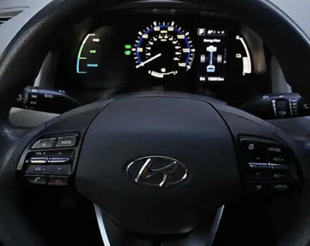 Серый Хендай Ioniq, объемом двигателя 1.58 л и пробегом 210 тыс. км за 11700 $, фото 11 на Automoto.ua