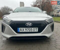 Сірий Хендай Ioniq, об'ємом двигуна 1.58 л та пробігом 174 тис. км за 11900 $, фото 15 на Automoto.ua