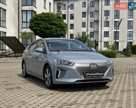 Серый Хендай Ioniq, объемом двигателя 0 л и пробегом 135 тыс. км за 12999 $, фото 10 на Automoto.ua
