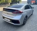 Серый Хендай Ioniq, объемом двигателя 1.58 л и пробегом 166 тыс. км за 14500 $, фото 3 на Automoto.ua