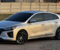 Серый Хендай Ioniq, объемом двигателя 0 л и пробегом 160 тыс. км за 11500 $, фото 3 на Automoto.ua