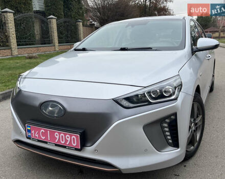 Серый Хендай Ioniq, объемом двигателя 0 л и пробегом 150 тыс. км за 12490 $, фото 1 на Automoto.ua