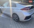 Серый Хендай Ioniq, объемом двигателя 1.58 л и пробегом 166 тыс. км за 14500 $, фото 2 на Automoto.ua
