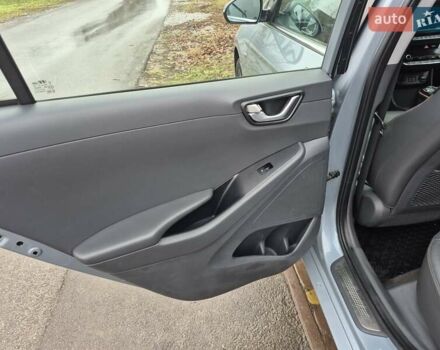 Серый Хендай Ioniq, объемом двигателя 0 л и пробегом 160 тыс. км за 14000 $, фото 25 на Automoto.ua