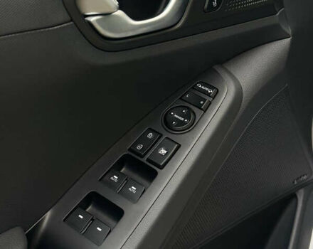 Сірий Хендай Ioniq, об'ємом двигуна 0 л та пробігом 33 тис. км за 13800 $, фото 41 на Automoto.ua