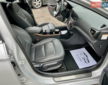 Сірий Хендай Ioniq, об'ємом двигуна 0 л та пробігом 149 тис. км за 12750 $, фото 37 на Automoto.ua
