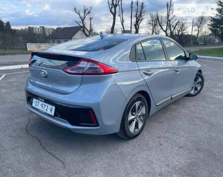 Серый Хендай Ioniq, объемом двигателя 0 л и пробегом 115 тыс. км за 12800 $, фото 9 на Automoto.ua