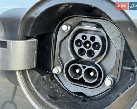 Сірий Хендай Ioniq, об'ємом двигуна 0 л та пробігом 81 тис. км за 12499 $, фото 36 на Automoto.ua