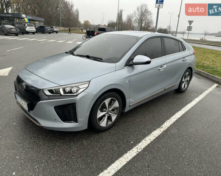 Сірий Хендай Ioniq, об'ємом двигуна 0 л та пробігом 148 тис. км за 13600 $, фото 8 на Automoto.ua