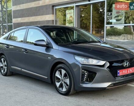 Сірий Хендай Ioniq, об'ємом двигуна 0 л та пробігом 81 тис. км за 12499 $, фото 7 на Automoto.ua