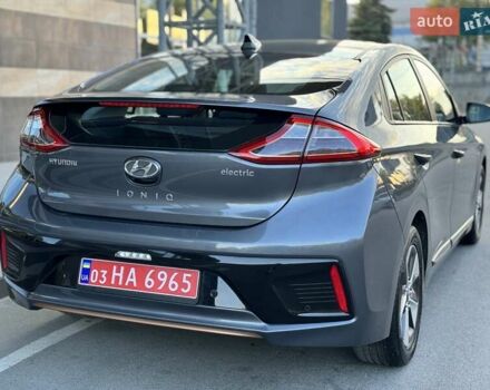 Сірий Хендай Ioniq, об'ємом двигуна 0 л та пробігом 81 тис. км за 12499 $, фото 15 на Automoto.ua